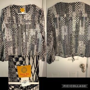 Ruby Rd. Black and White Geometric Blouse
